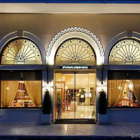 Atrium & Jacuzzi Отель