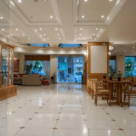 Atrium & Jacuzzi 4*